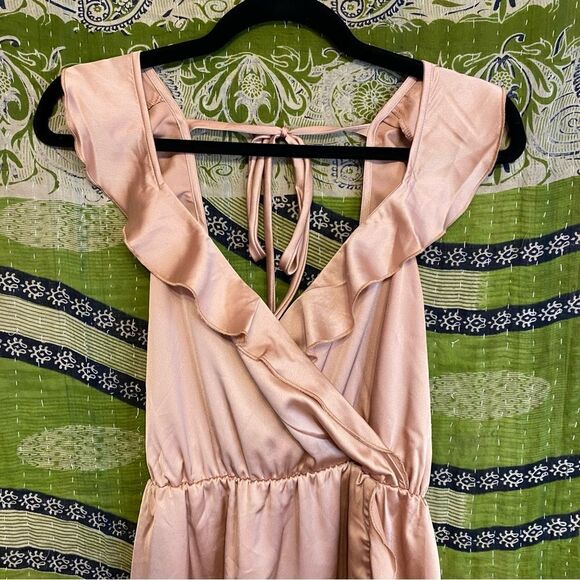 Show Me Your Mumu Rose Gold Samantha Ruffle Wrap Dress Size Medium MISSING SASH - Picture 3 of 16